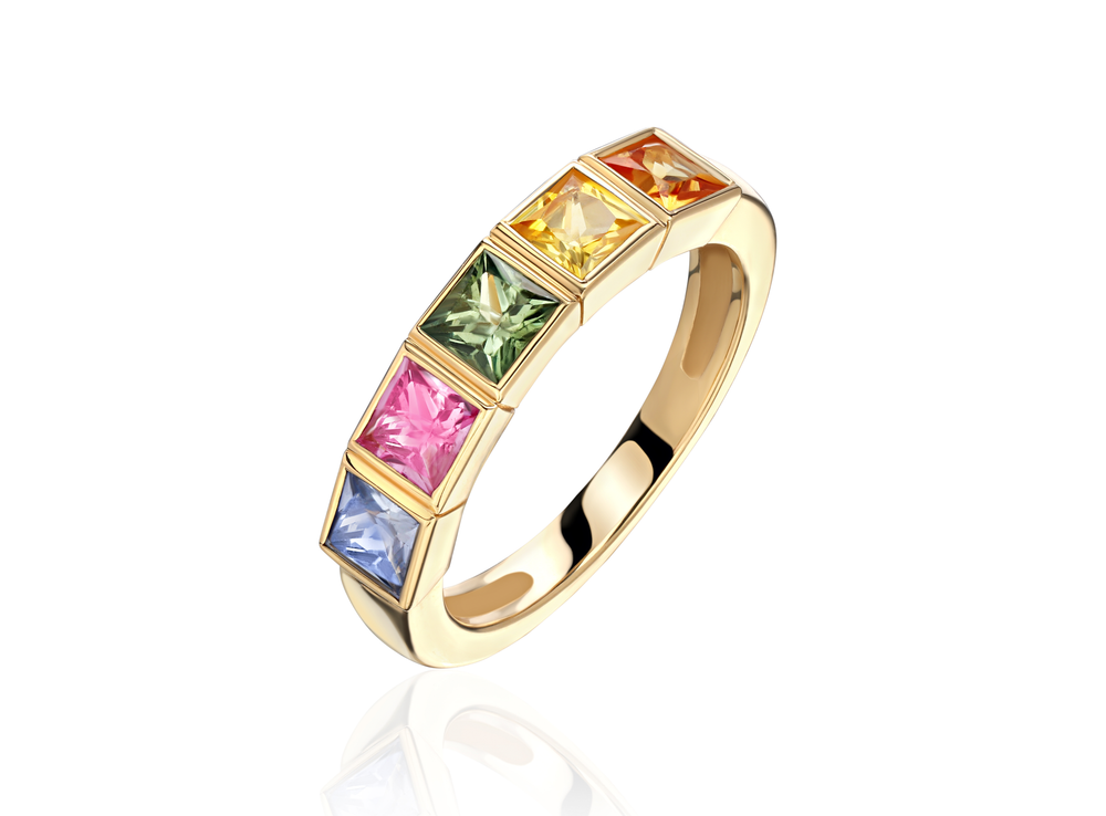 Кольцо из желтого золота с сапфирами multi color огранки "Принцесса"