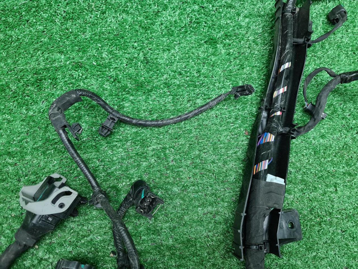 Проводка моторного отсека Geely Coolray (19-нв)