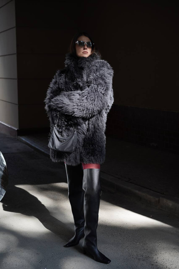 Дубленка двусторонняя Тиградо серая