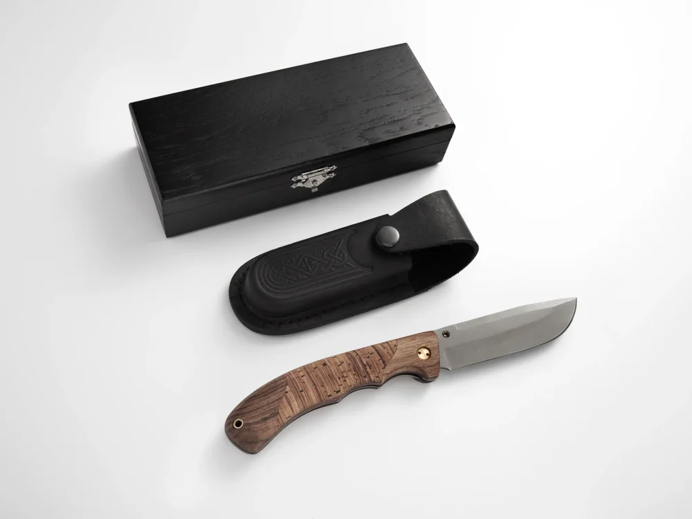 Складной нож "Охотник", сталь Х12МФ, рукоять береста/орех