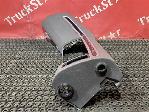 Передняя панель салона 2019 год.