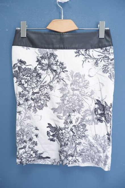 Юбка Oodji с принтом 44 размер