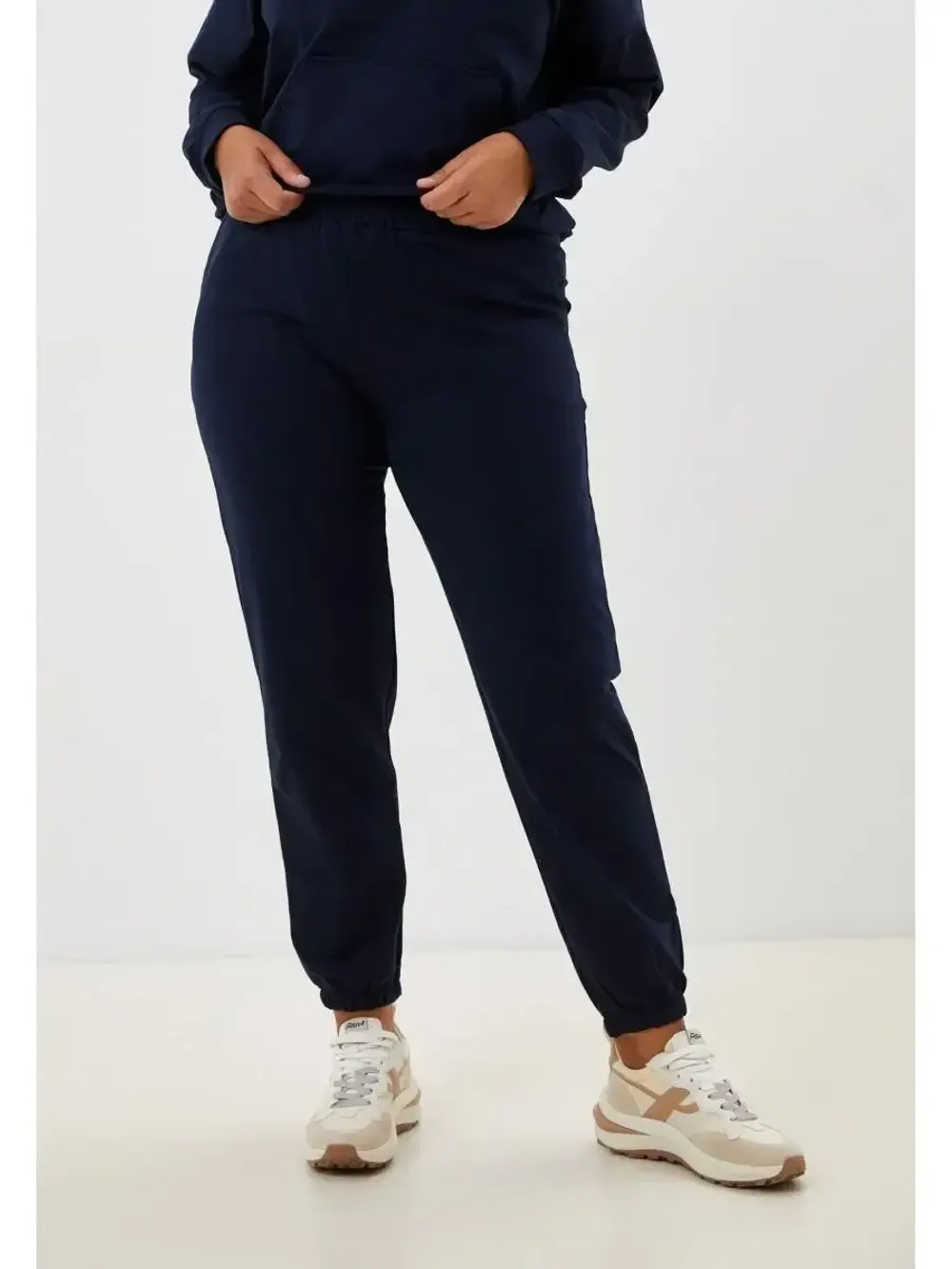 Костюм спортивный