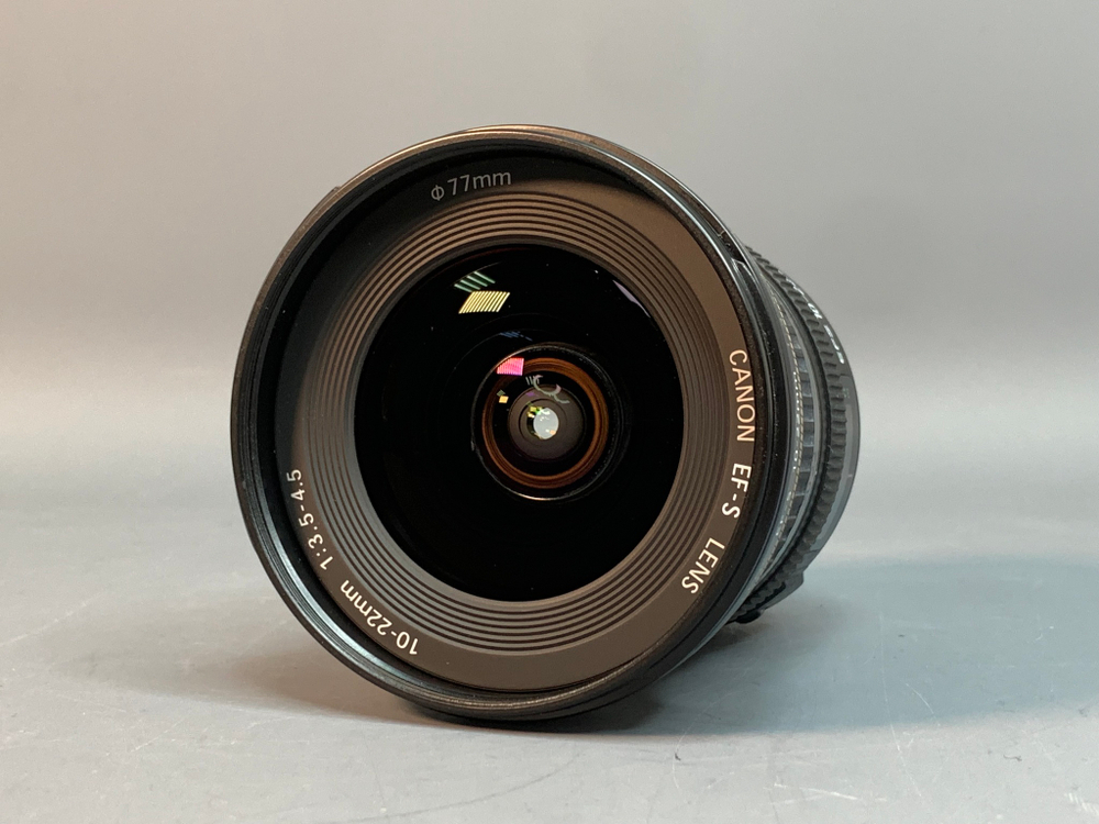 Canon EF-S 10-22mm 3.5-4.5 USM