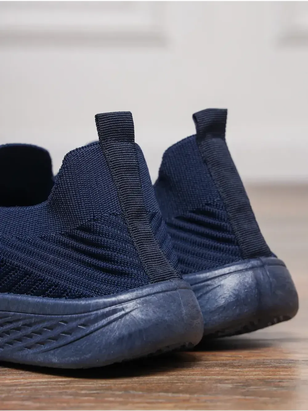 Кроссовки летние текстильные