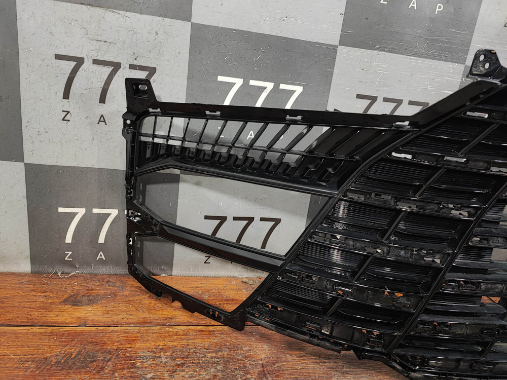 Решетка радиатора Jetour Dashing БУ Оригинал целая F162803507CA