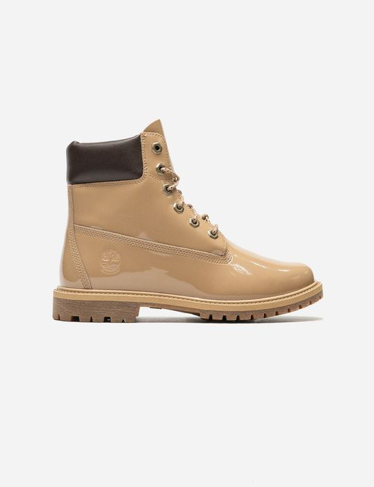 Timberland Women 6-Inch Premium Waterproof Lace Up Boot