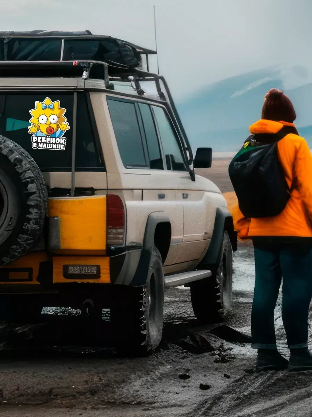 Наклейка автомобильная "Симпсоны" ребенок в машине