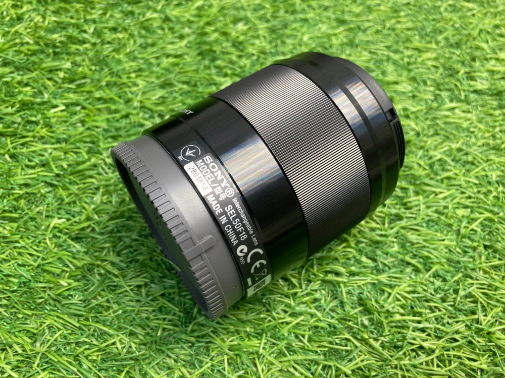 Sony 50mm 1.8 OSS
