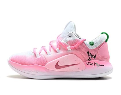 Nike basketball shoes hyperdunk hotsell