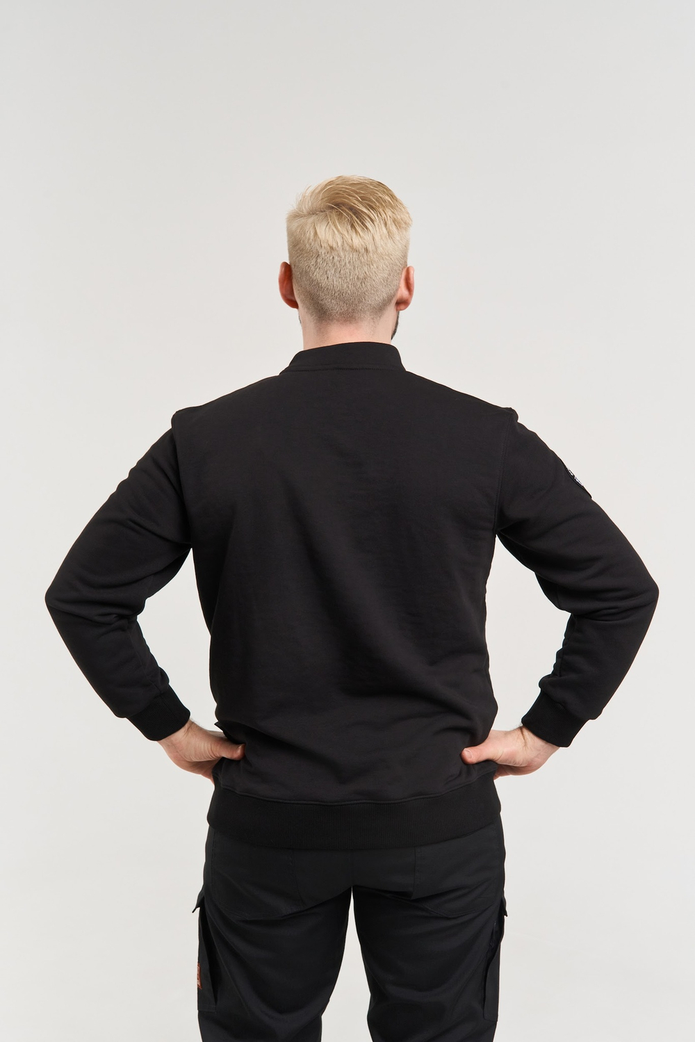 Свитшот-гимнастёрка Варгградъ мужской чёрный «1915» без начёса