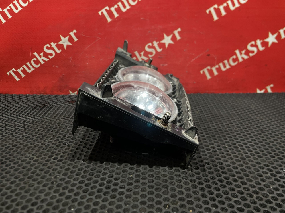 Фара противотуманная