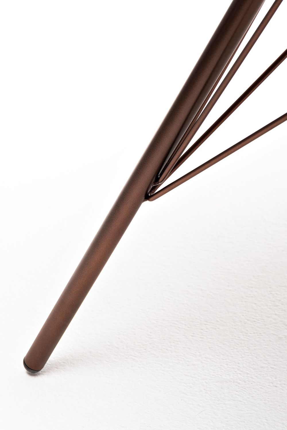 "Конте" интерьерный стол из HPL 70x70см, цвет "дуб"