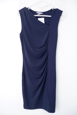 Платье H&M без рукавов 42 размер