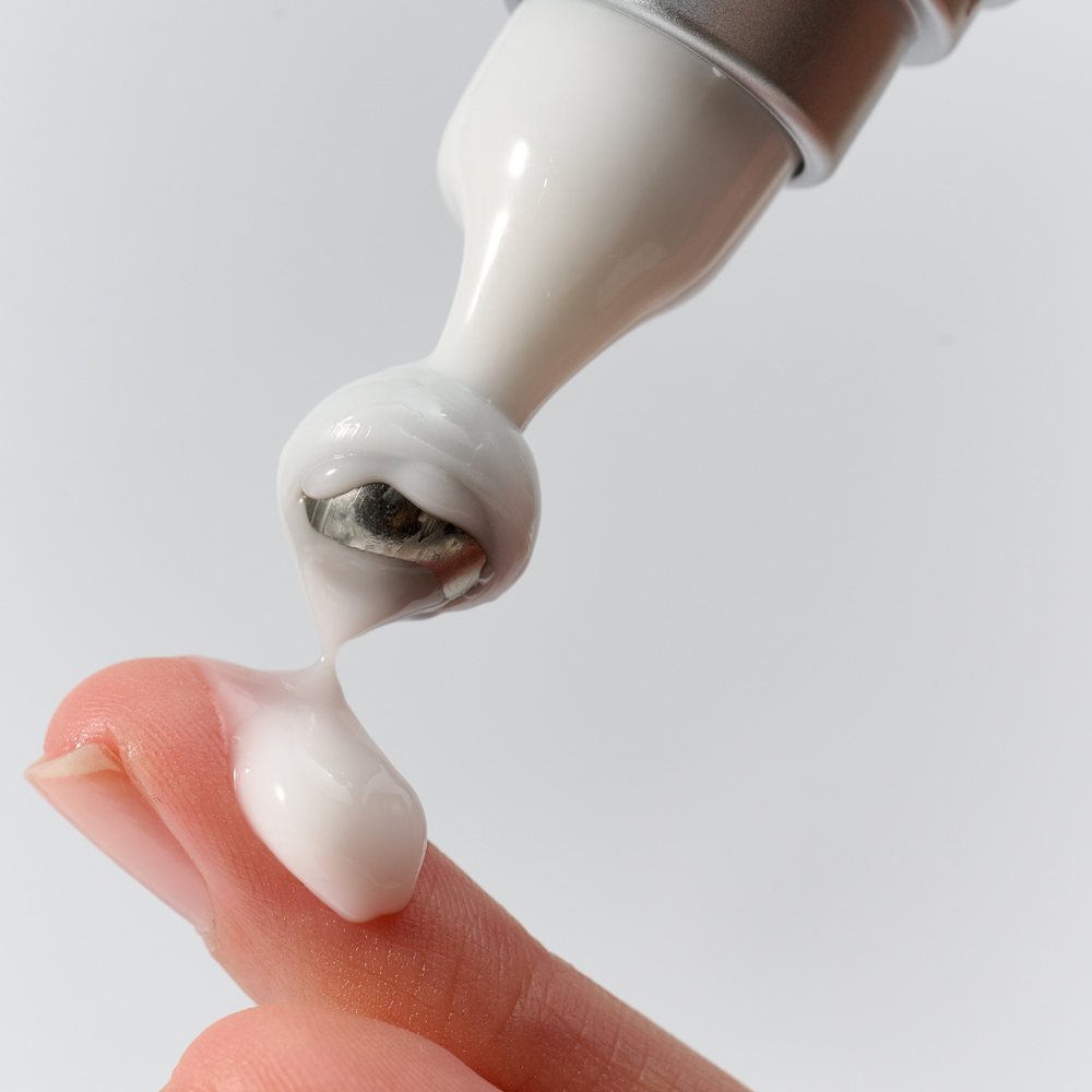 GENEREX Омолаживающая сыворотка для периорбитальной зоны с ботулинумом DERMA TOX ANTI-WRINKLE DOUBLE EFFECT EYE SERUM 15 мл