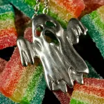 Подвеска Двор Привидение