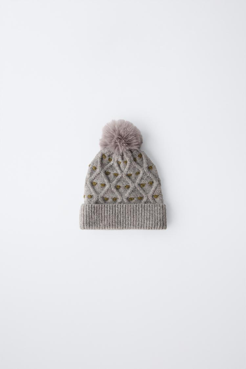 ZARA ТРИКОТАЖНАЯ ШАПКА В ГОРОШЕК С ПОМПОНОМ, ПЕСОЧНЫЙ