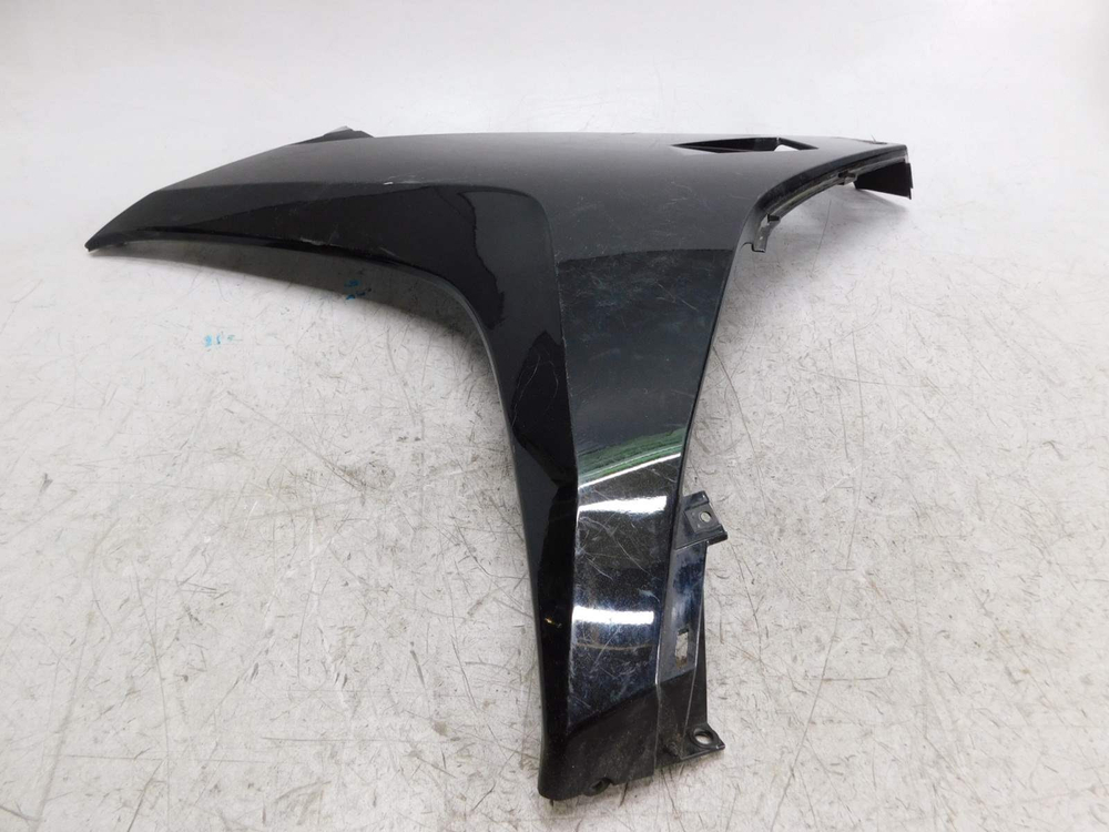 Пластик боковой левый Honda VFR800 64325-MJM-D000
