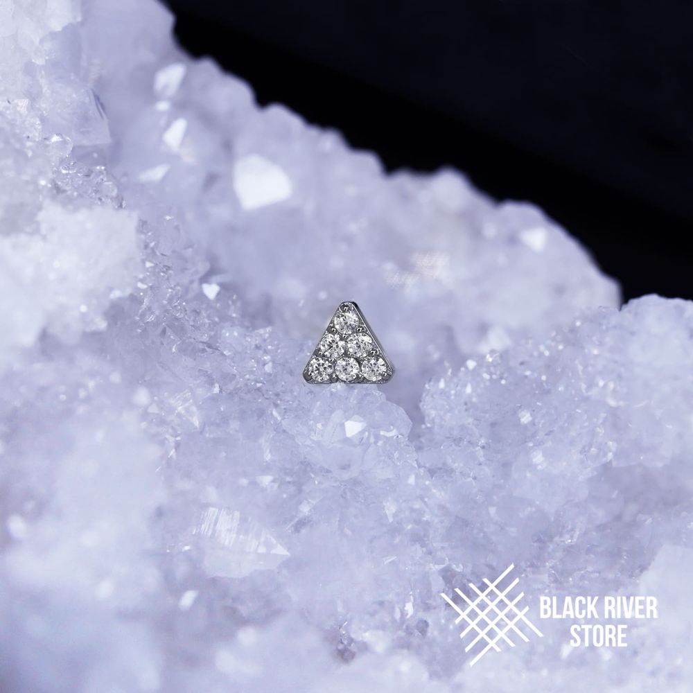 Diamond Triangle HM Crystal