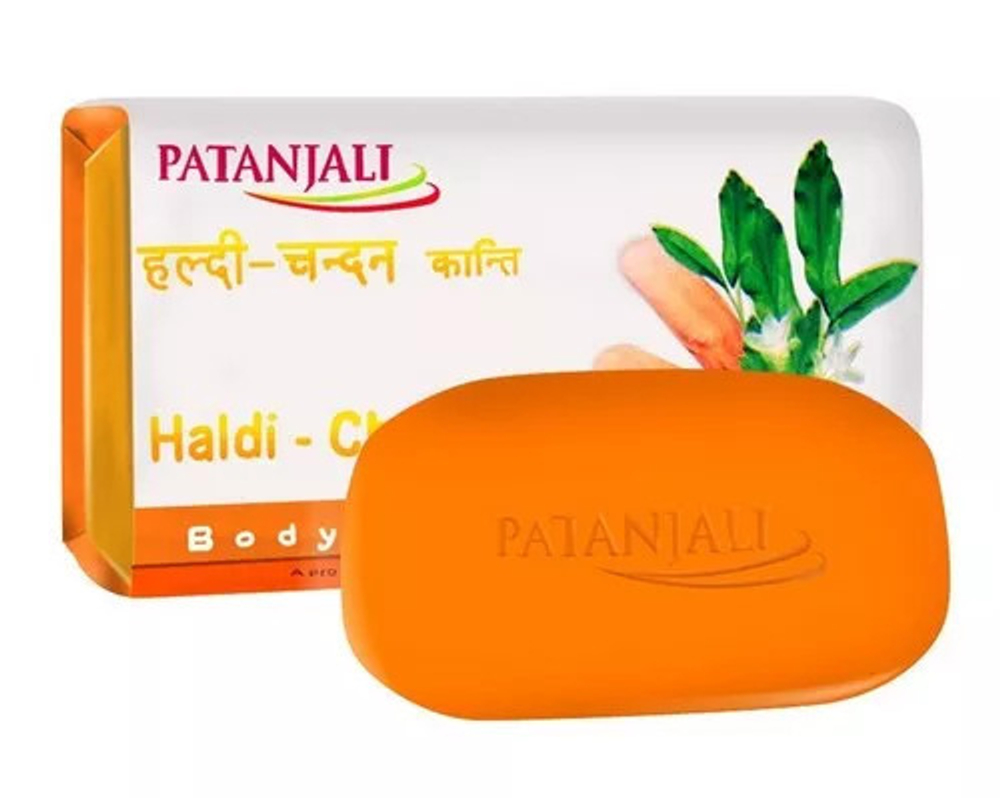 Мыло Patanjali Куркума и сандал Haldi Chandan (Turmeric and Sandal) Kanti Body Cleancer 75 г