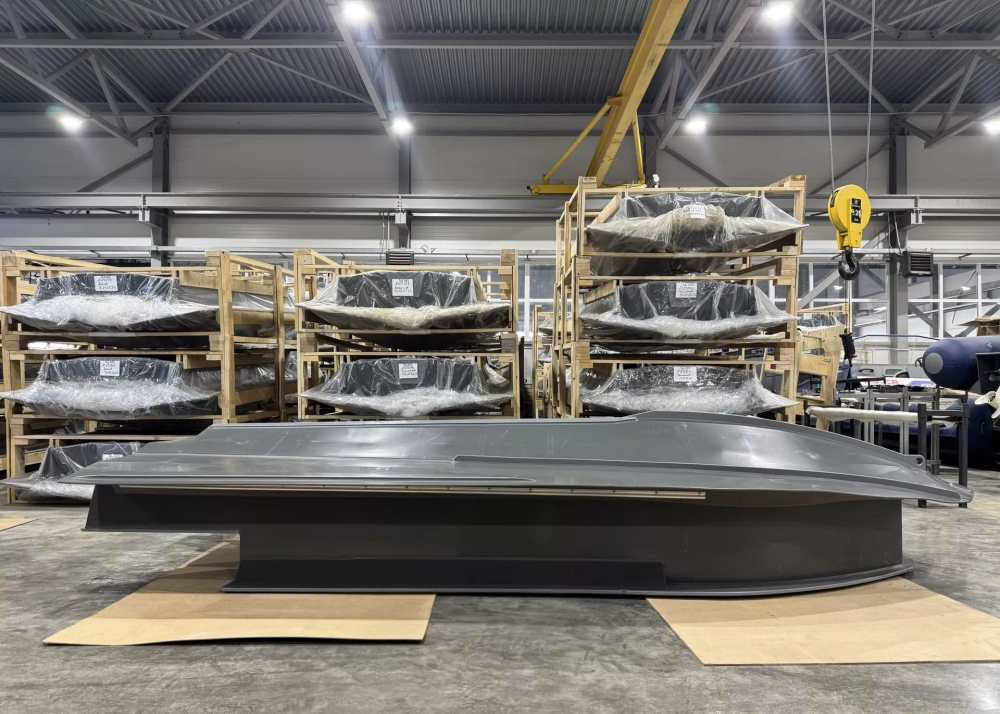 Моторная лодка РИБ Gelium 4300 (низкий борт, ПВХ конус) с доп.опцией