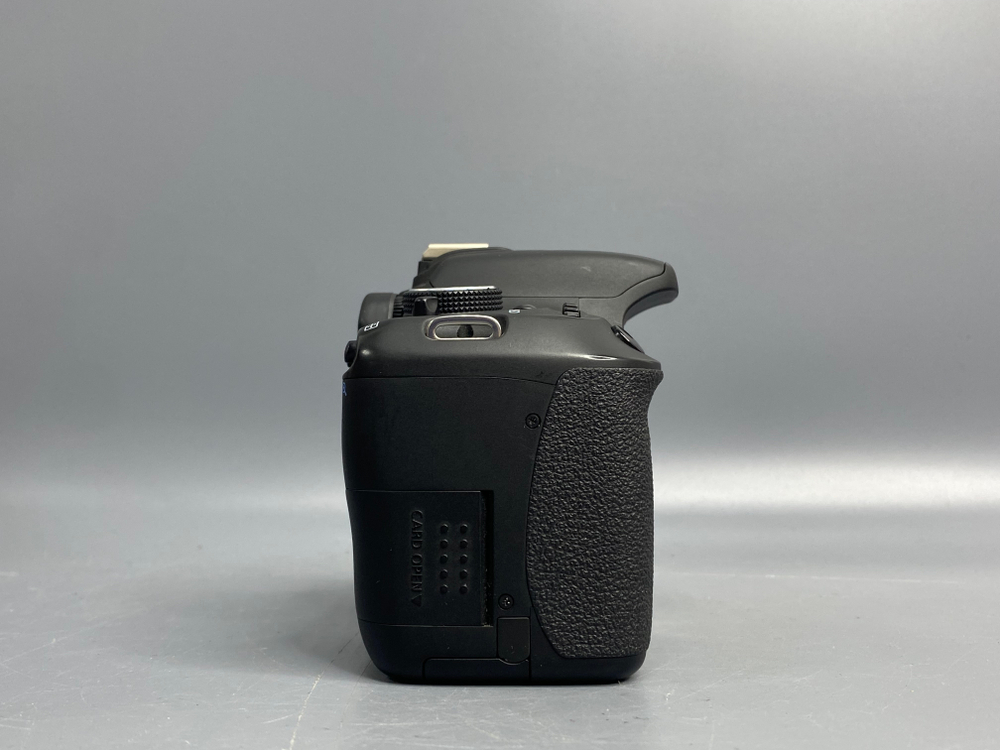Canon 600D 18.000 кадров
