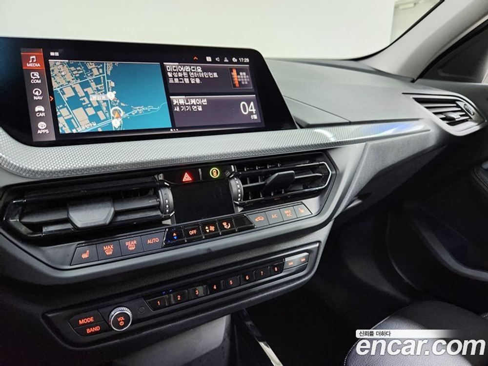 BMW 1 Series (F40) 120i Advantage (08.2021)