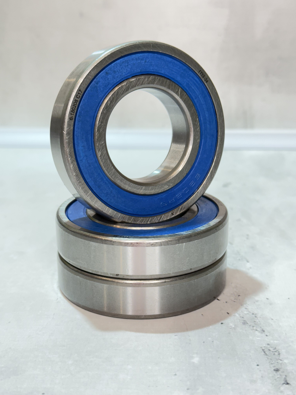 Подшипник 180208