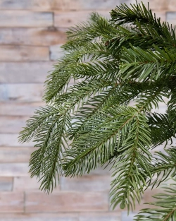 Ель Дворянская 215 см., Литая хвоя+ПВХ, Black Box (74552)