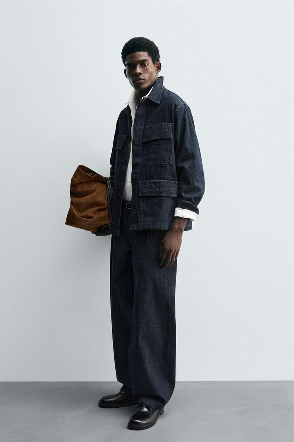 ZARA ДЖИНСОВАЯ КУРТКА RELAXED FIT С КАРМАНАМИ, ИНДИГО