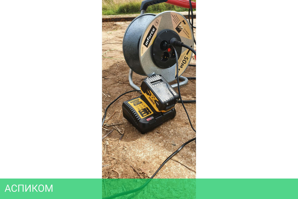 Угловая шлифмашина DeWalt DCG405NT