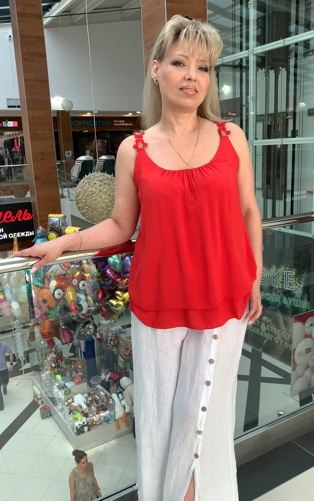 Нарядный двойной топ с вязанными бретельками