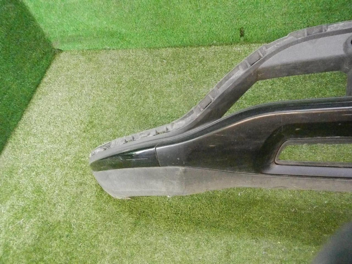 Юбка переднего бампера Mercedes GLC X253 19-22 AMG