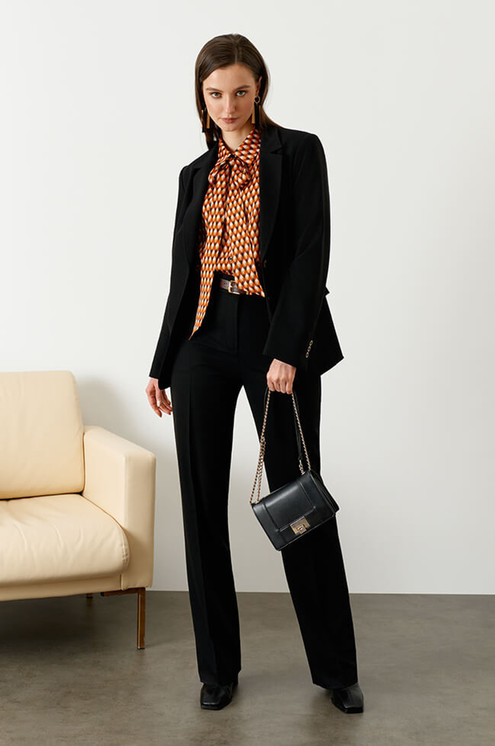 1805 Жакет женский (черный)