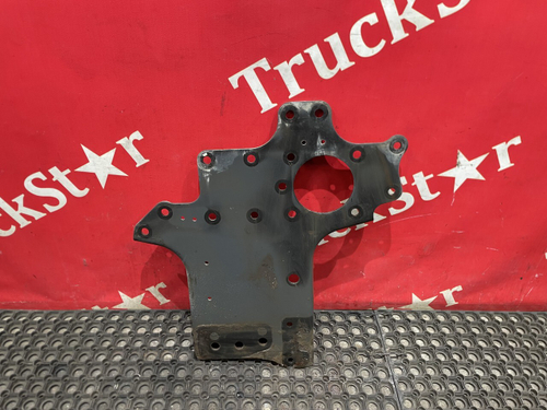 Кронштейн усилителя бампера правый