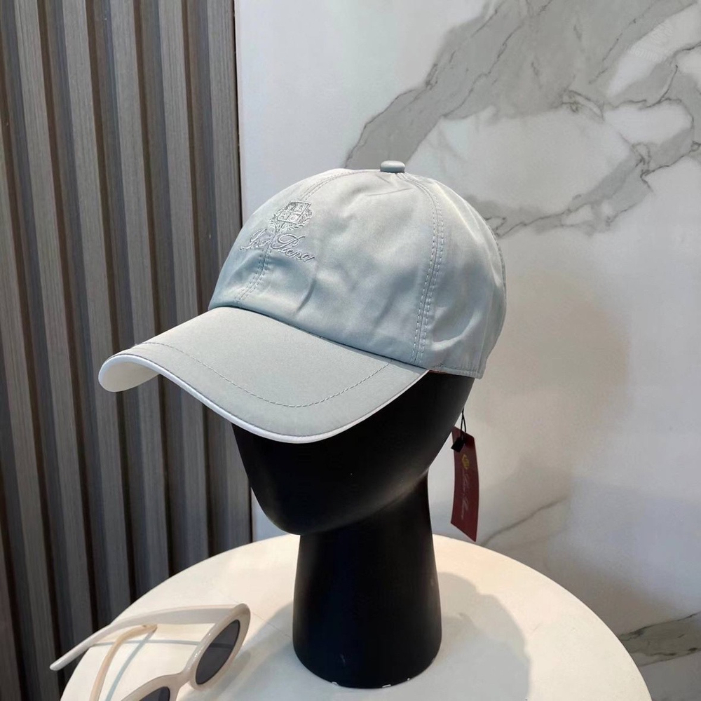 Бейсболка Loro Piana