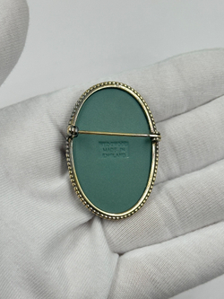 Брошь Wedgwood зелёная