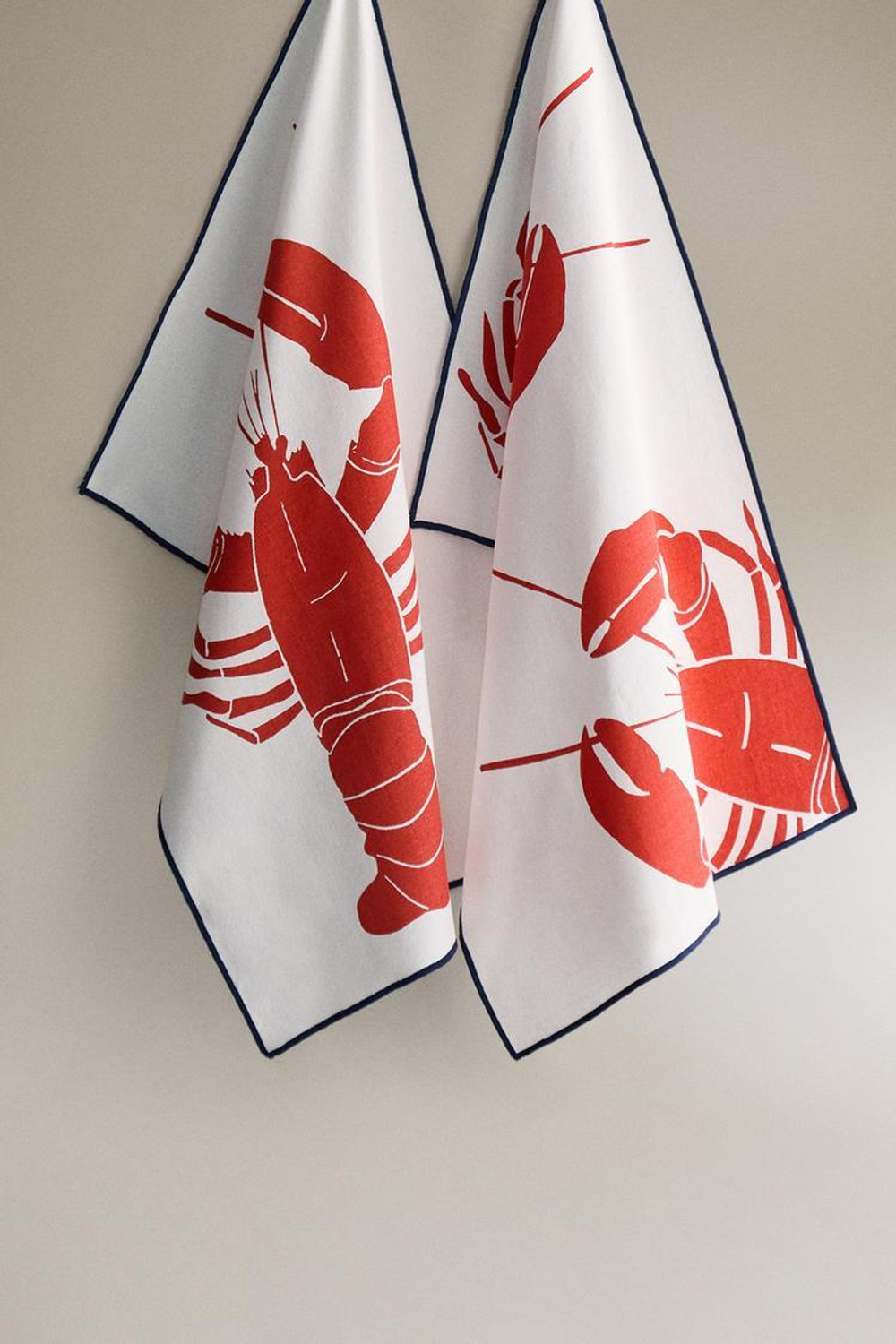 ZARA HOME ПОЛОТЕНЦЕ С РИСУНКОМ ОМАРА 2ШТ, СИНИЙ/БЕЛЫЙ