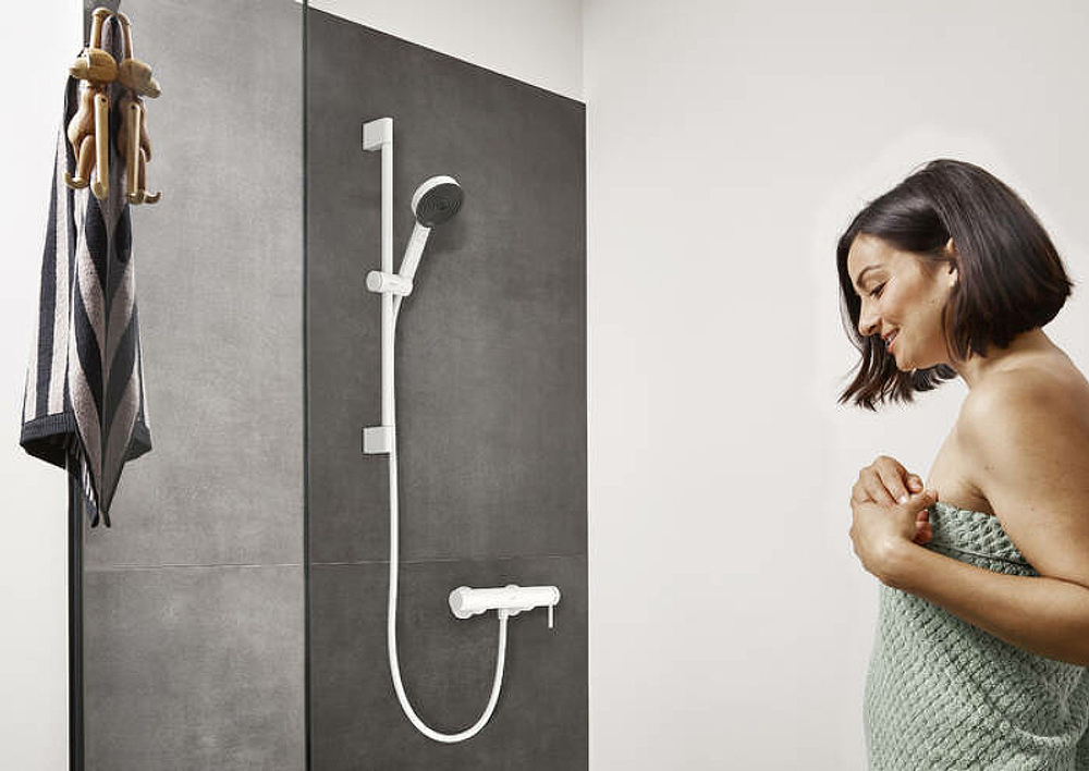 Смеситель для душа Hansgrohe Finoris 76620700 белый матовый