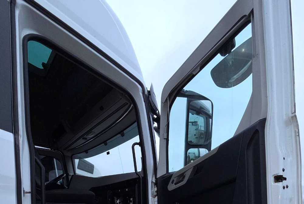 Ford F-Max 4x2 Седельный тягач CCK1 (Дизельный, 12,7 л, 500 л.с., АТ)