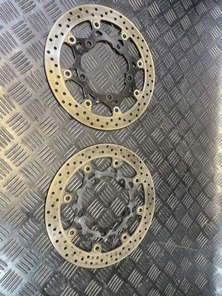 Диски тормозные передние Suzuki GSR400 (GK7DA)