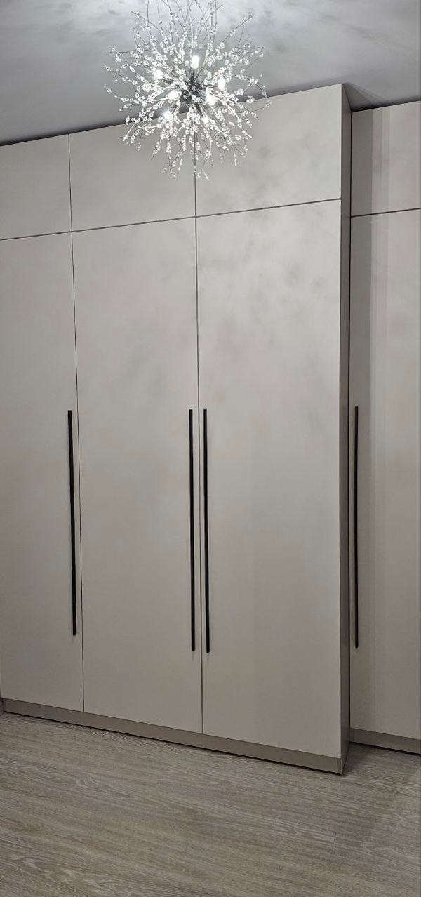 Шкаф на заказ в прихожую