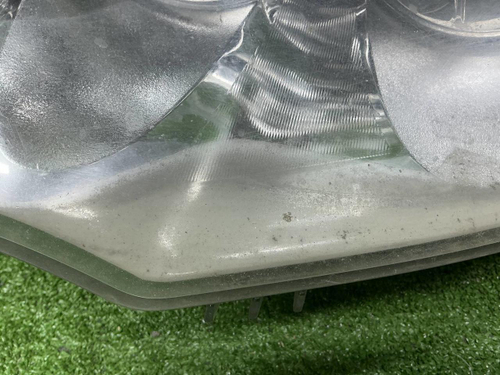 Фара левая Mitsubishi Pajero Sport 2 13-16 ксенон