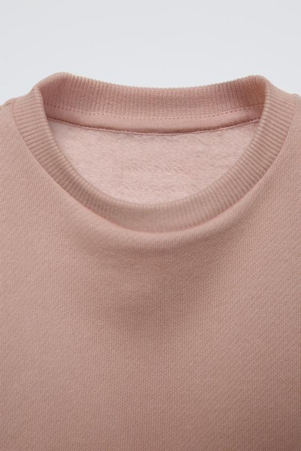 ZARA ТОЛСТОВКА С РЕЛЬЕФНЫМИ ШВАМИ, СЕРОВАТО-КОРИЧНЕВЫЙ