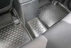 Коврики Standard, 3D в салон MITSUBISHI L200, 2015- , Бюджетная комплектация, 4 шт. (полиуретан, чёрные) Element.CARMIT00003