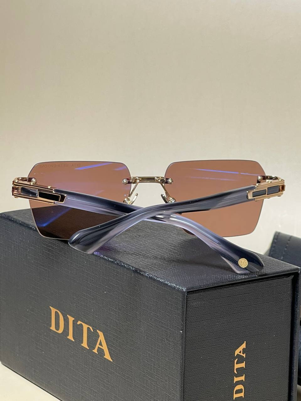 Солнцезащитные очки Dita