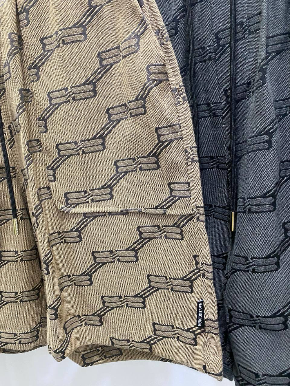 Шорты Balenciaga
