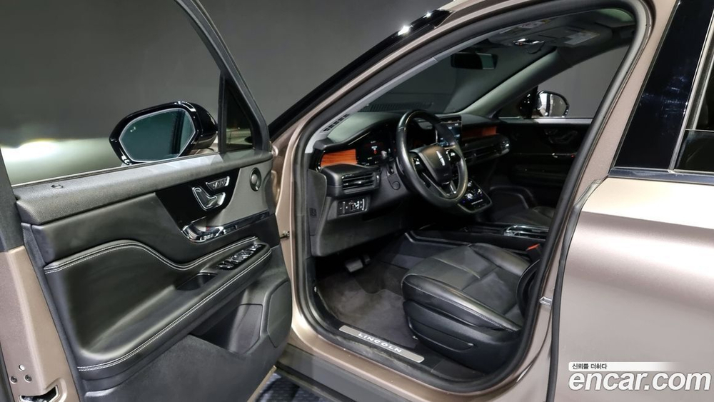 Lincoln Corsair 2.0 Reserve AWD (10.2020)