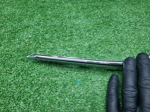 Молдинг переднего бампера Toyota Camry xv70 20-нв