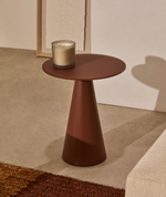 Приставной столик Wilshire из стали с закаленным стеклом с матовой терракотовой отделкой Ø35 см